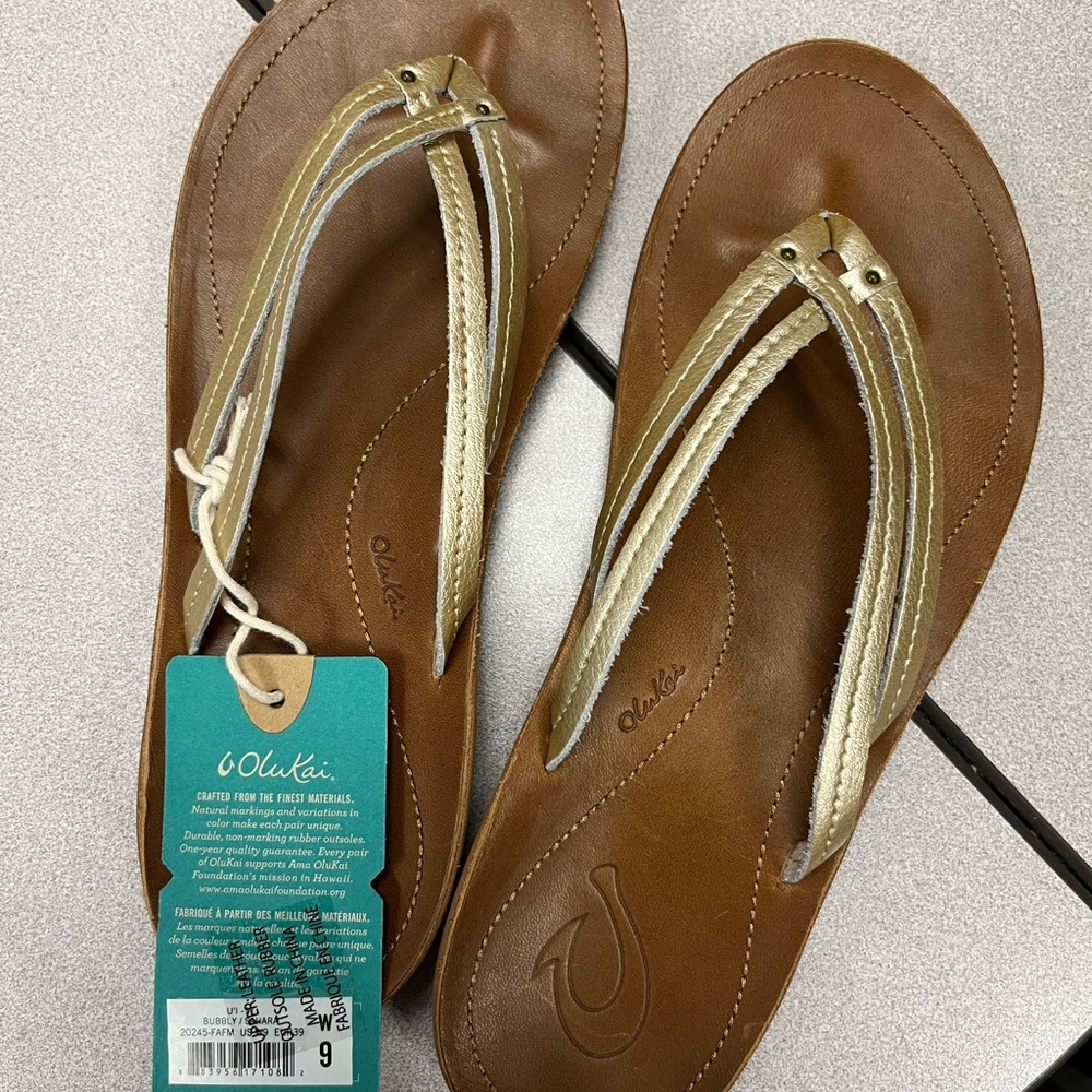 NWT Women’s Olukai U’i Sandals